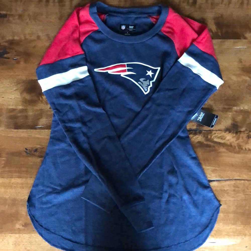 Women’s Patriots long sleeve waffle shirt
